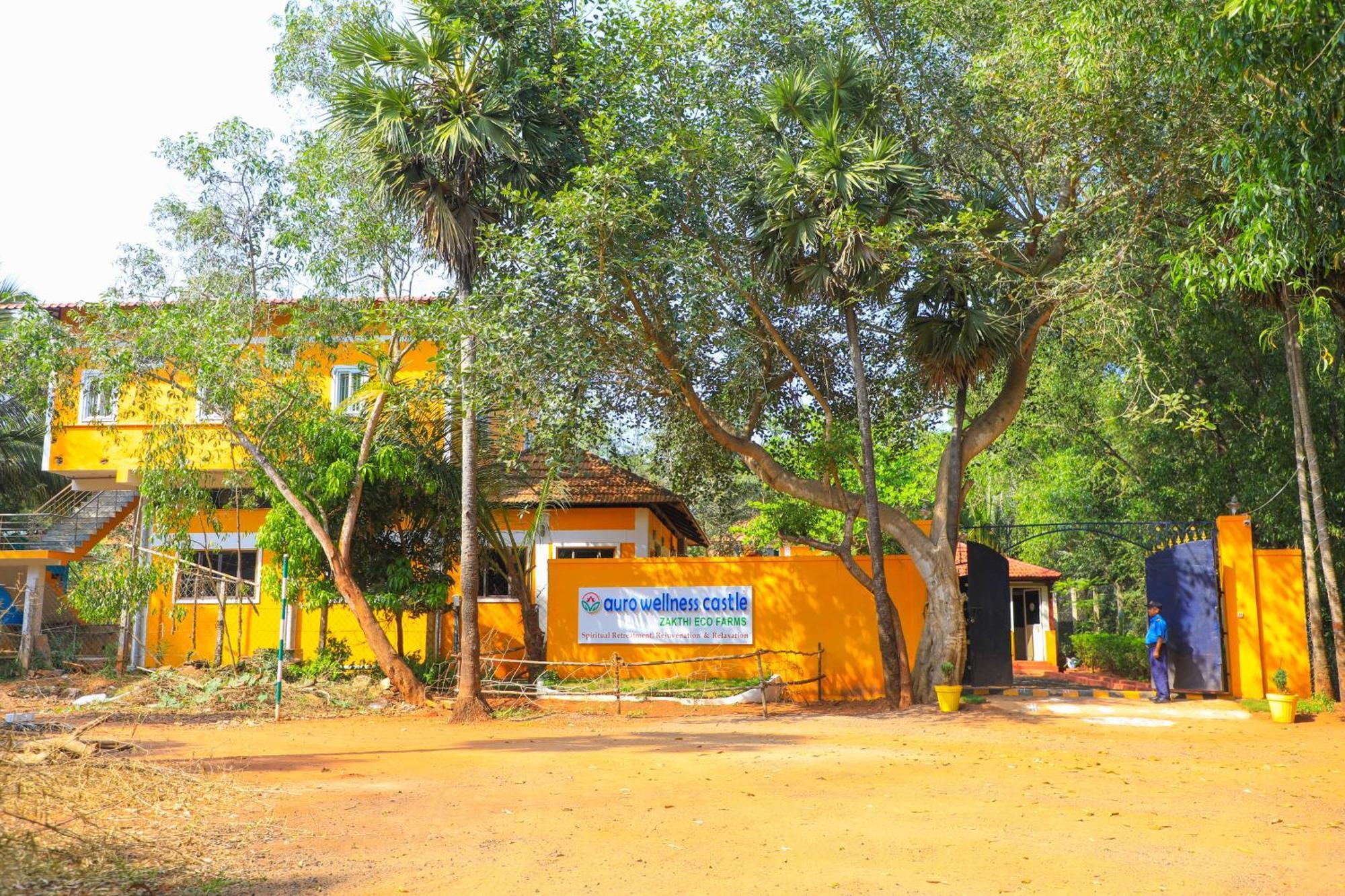 Auro Wellness Castle Hotel Pondicherry Exterior photo