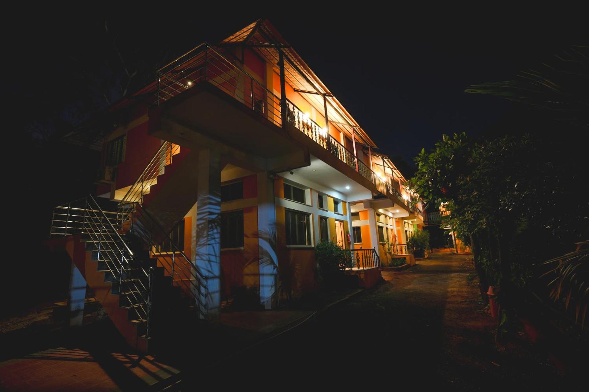 Auro Wellness Castle Hotel Pondicherry Exterior photo